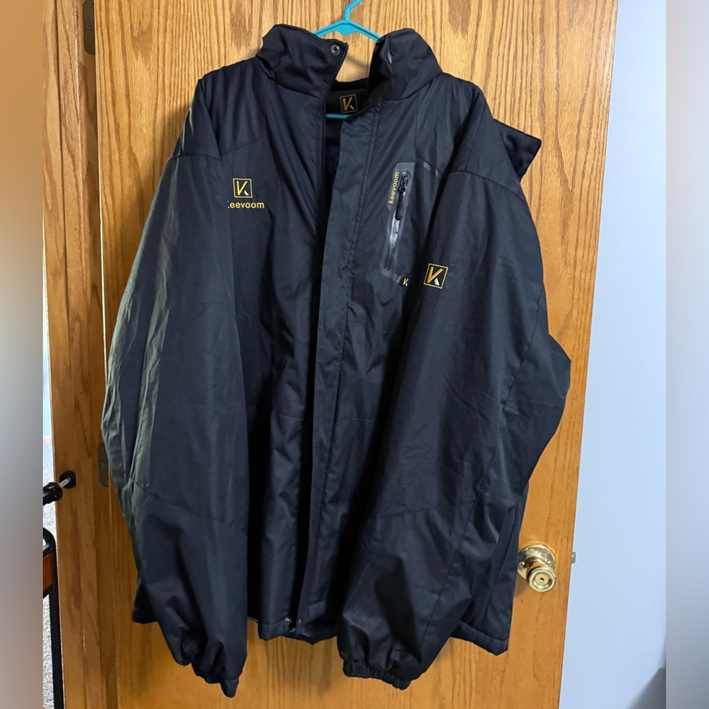 New Keevoom Men’s winter jacket, Size 3XL